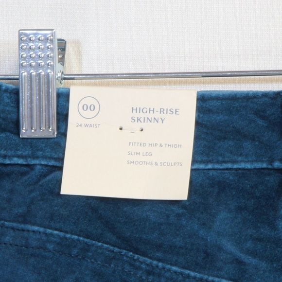 Universal Thread Women's Medium Wash 2 Blue High Rise Skinny Jeans Size 00 NWT - Picture 3 of 5